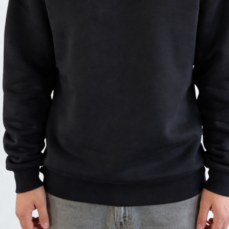 overwatt-buzo-cuello-redondo-negro