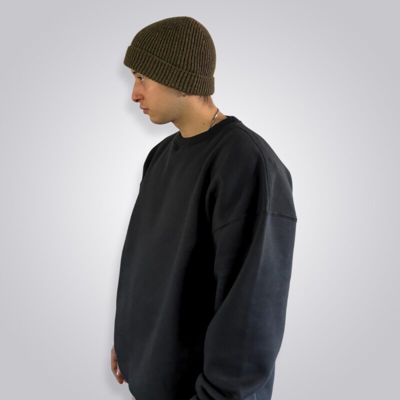 BUZO FRISA OVERSIZE BASIC NEGRO