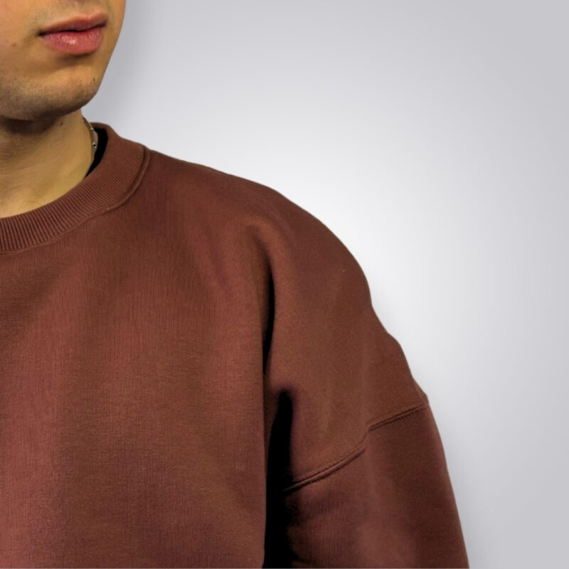 BUZO FRISA OVERSIZE BASIC MARRON