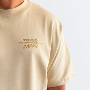 overwatt-reme-oversize-beige-tokyo-02 REMERA OVERSIZE BEIGE TOKYO